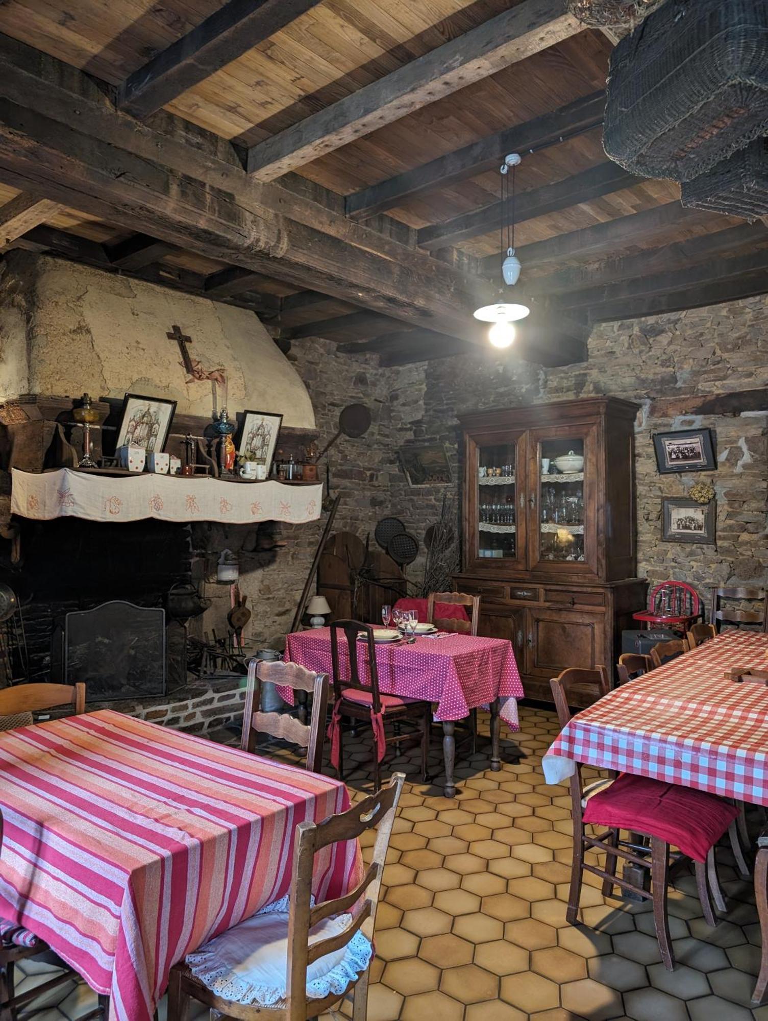 Ferme De La Gortiere Bed & Breakfast Le Teilleul Exterior photo